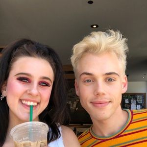 Meet your Posher, Grant